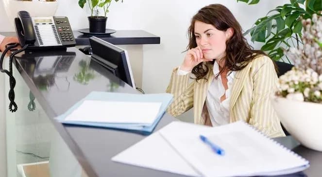 Czy pracownik może odmówić zmiany stanowiska pracy i nie stracić praw?